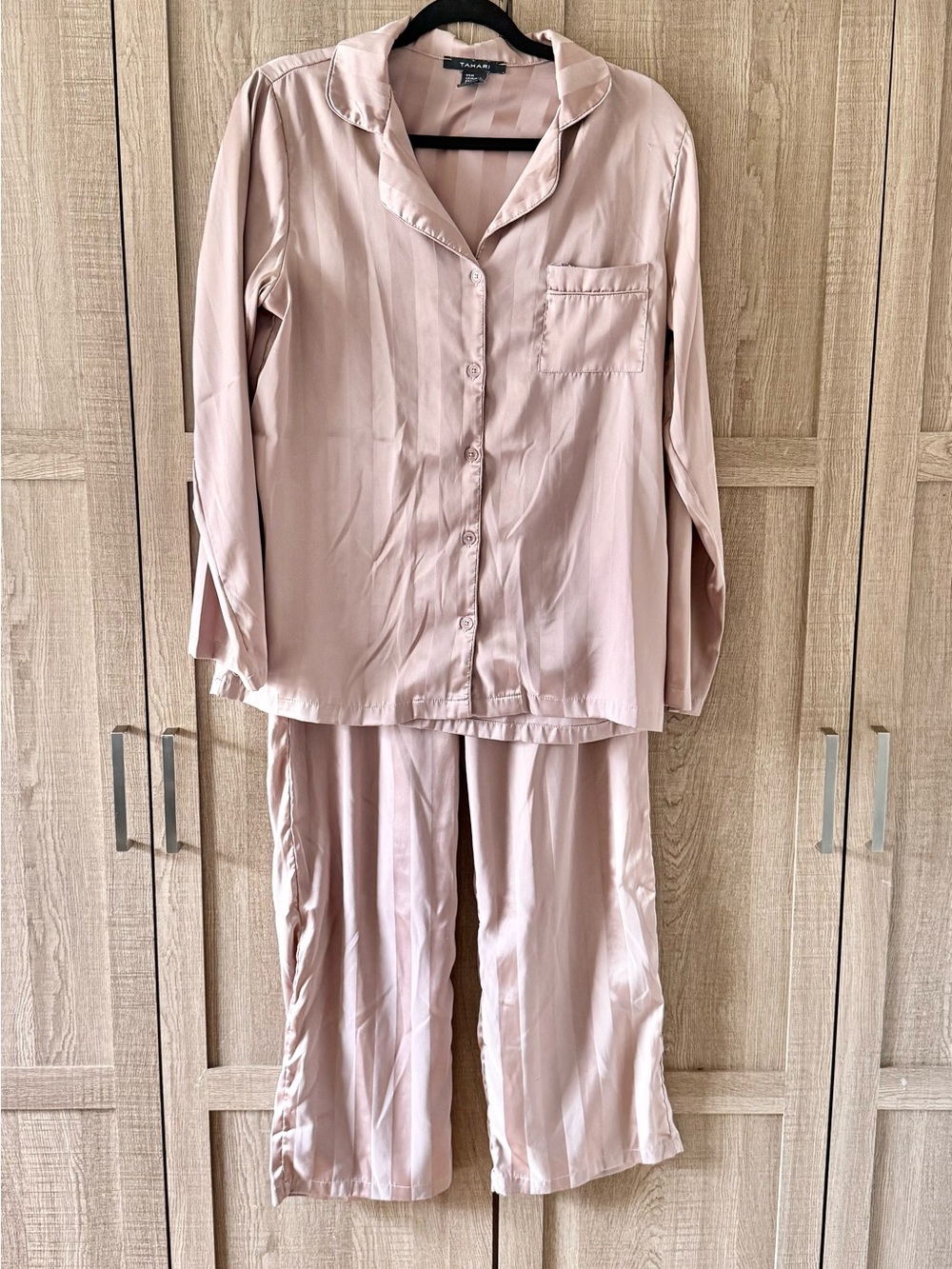 Tahari Satin 2-Tone Damask Button-Front Pajama Set SZ.M